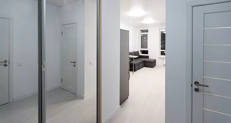 Modern Mirrored Closet Doors Repair in Vero Beach, FL