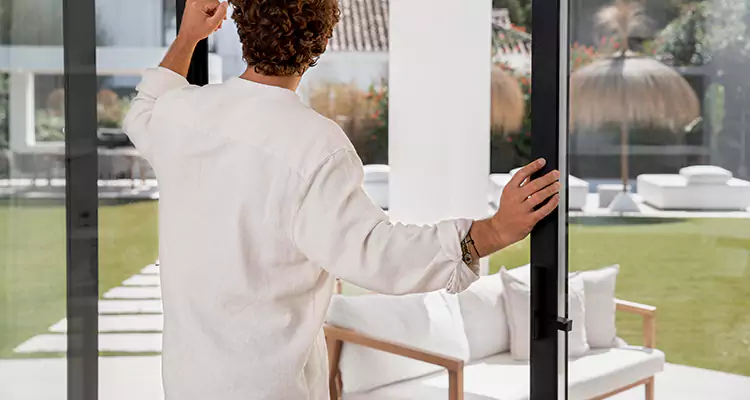 Sliding Screen Door Maintenance for Closing Issues in Vero Beach, FL